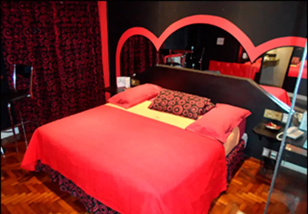 Hotel Juramento Palace