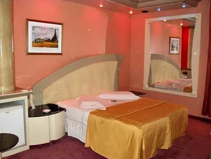 Hotel Osiris
