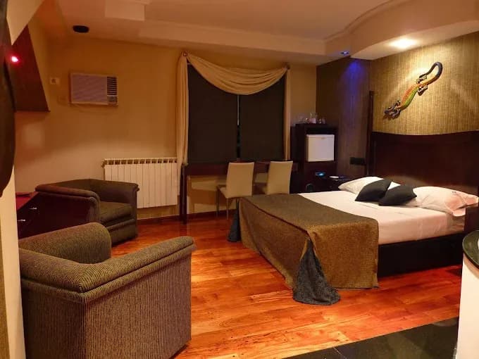Hotel Vip Olivos