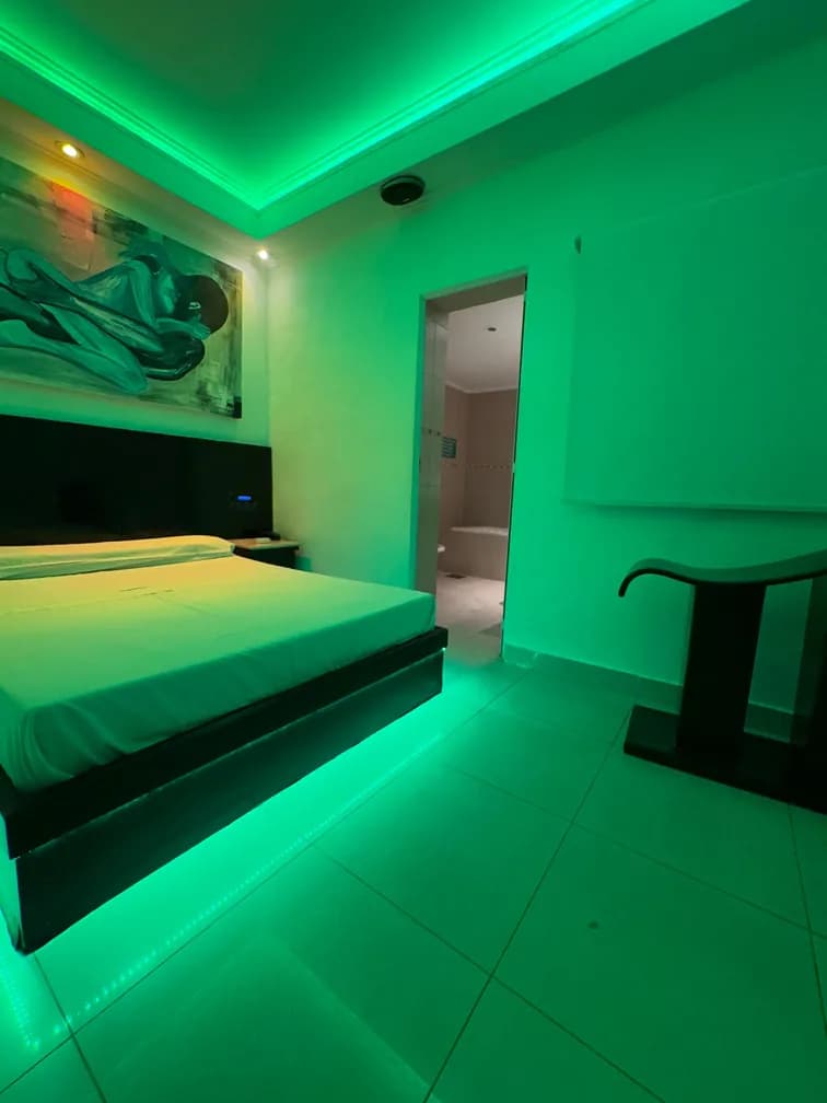 Hotel Obsession - imagen 5