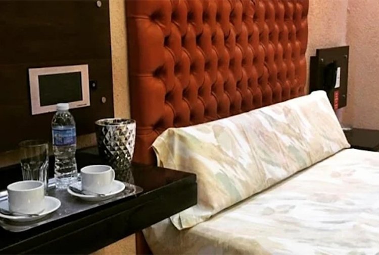 Habitación del hotel albergue transitorio Fenix en el barrio de Flores