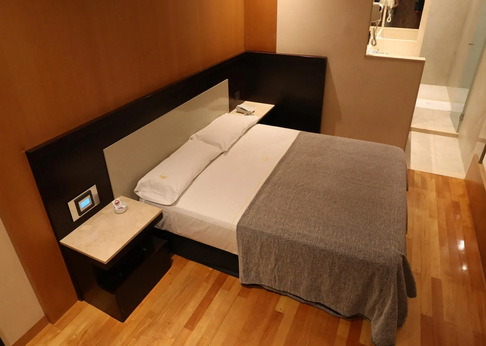 hotelnoya-guiadetelos-suiteejecutiva