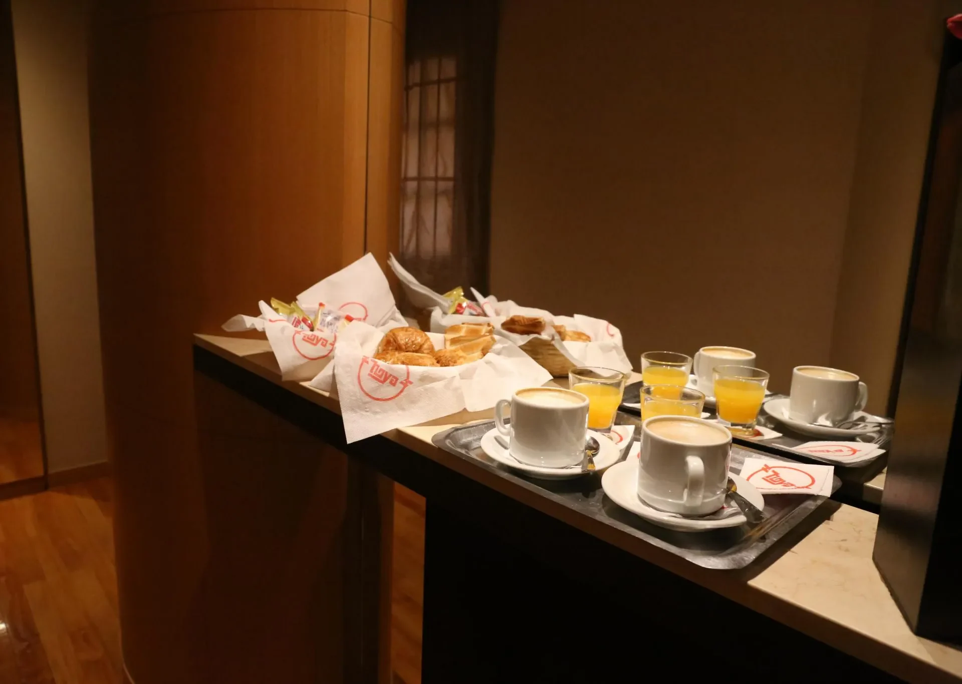 hotelnoya-guiadetelos-suiteejecutiva2