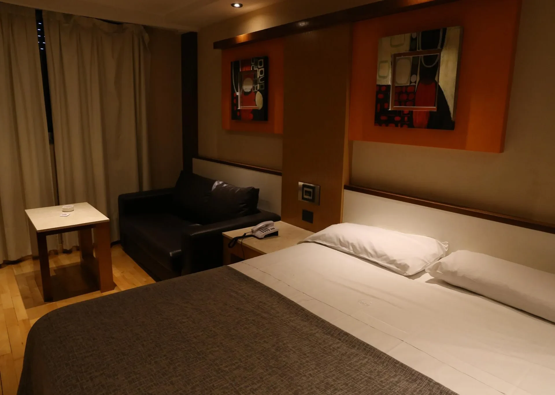 hotelnoya-guiadetelos-suiteespecial3