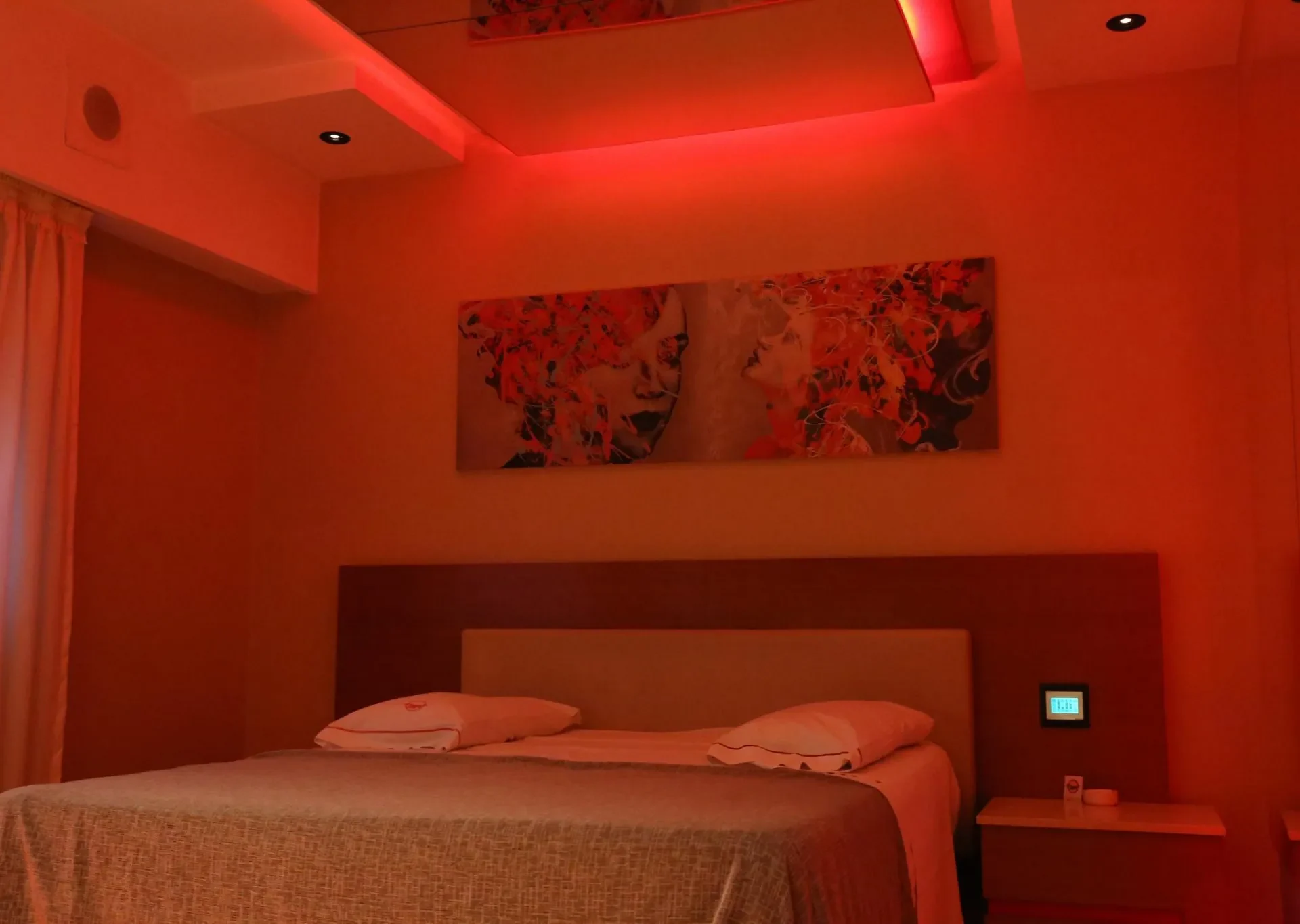 hotelnoya-guiadetelos-suitesuite