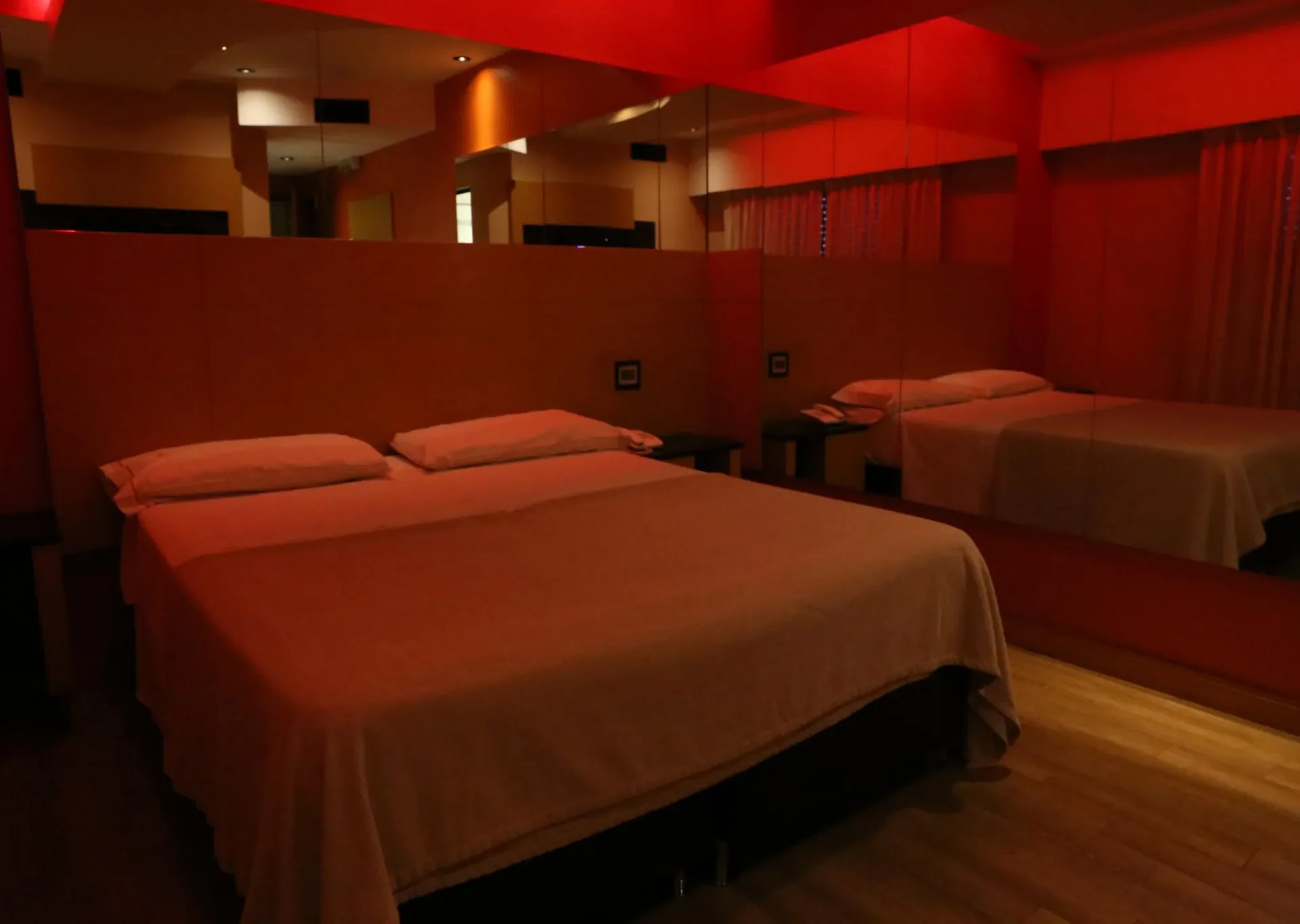 hotelnoya-guiadetelos-suitesuite3