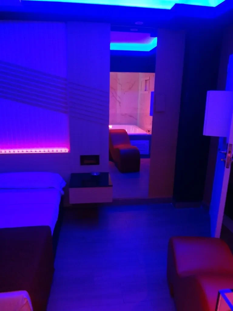 hoteltuhoteltops-suite5