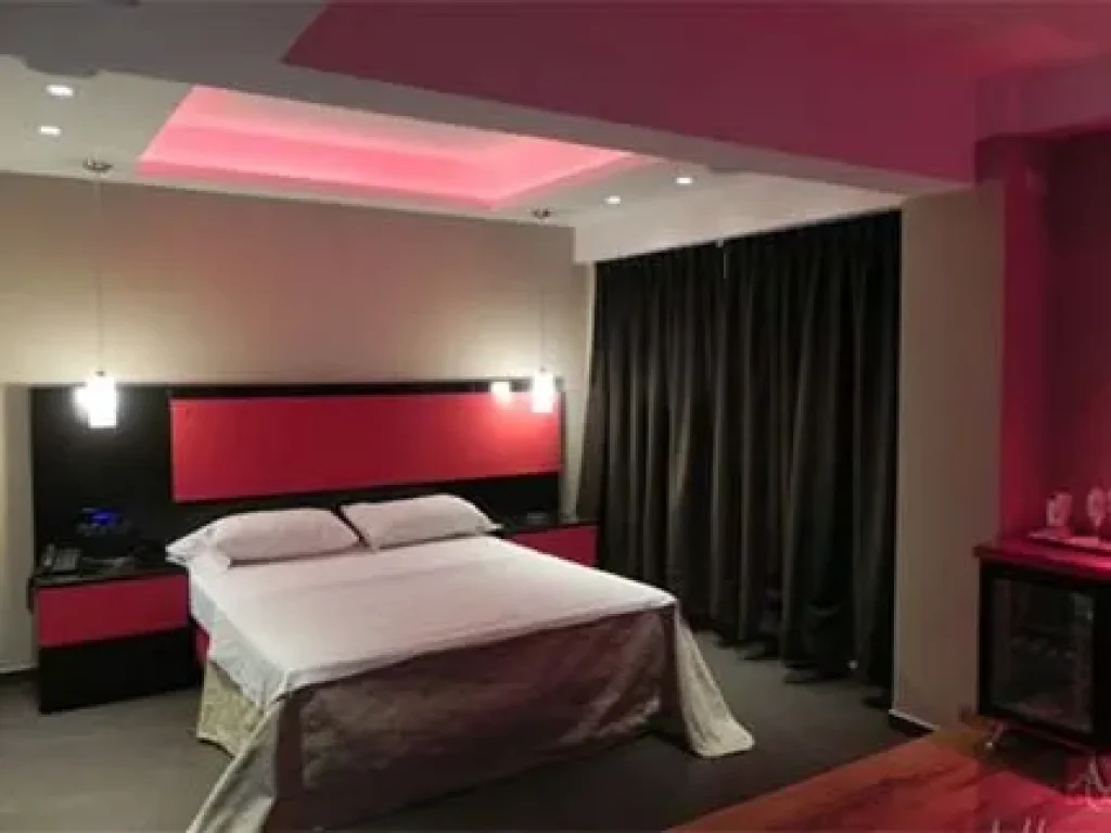 guiadetelos-hotelcaravelle1