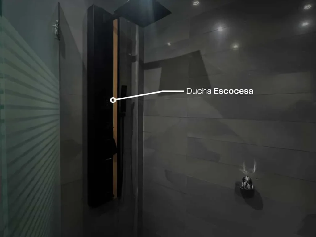 guiadetelos-hotelelvergel-suiteduchaescocesa3