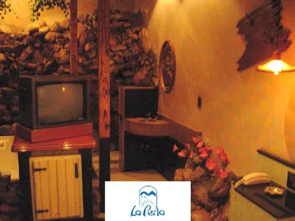 guiadetelos-hotellaperla2