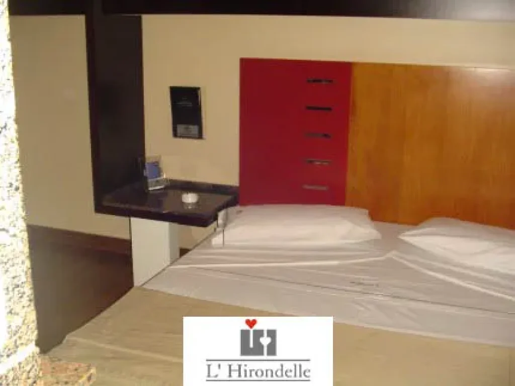 guiadetelos-hotellhirondelle12